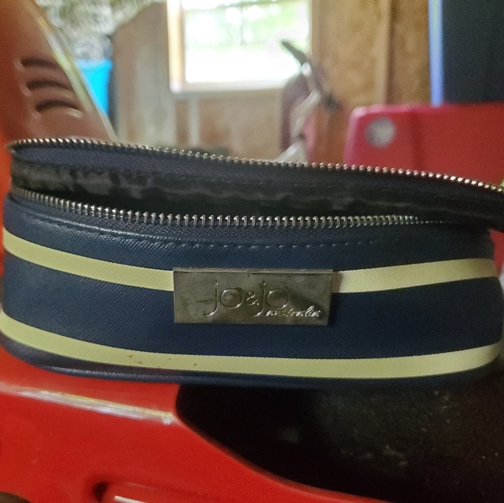 Jojo Makeup case